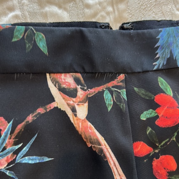 Alice and Olivia high waisted wide leg stunning flowy pants - Picture 8 of 9